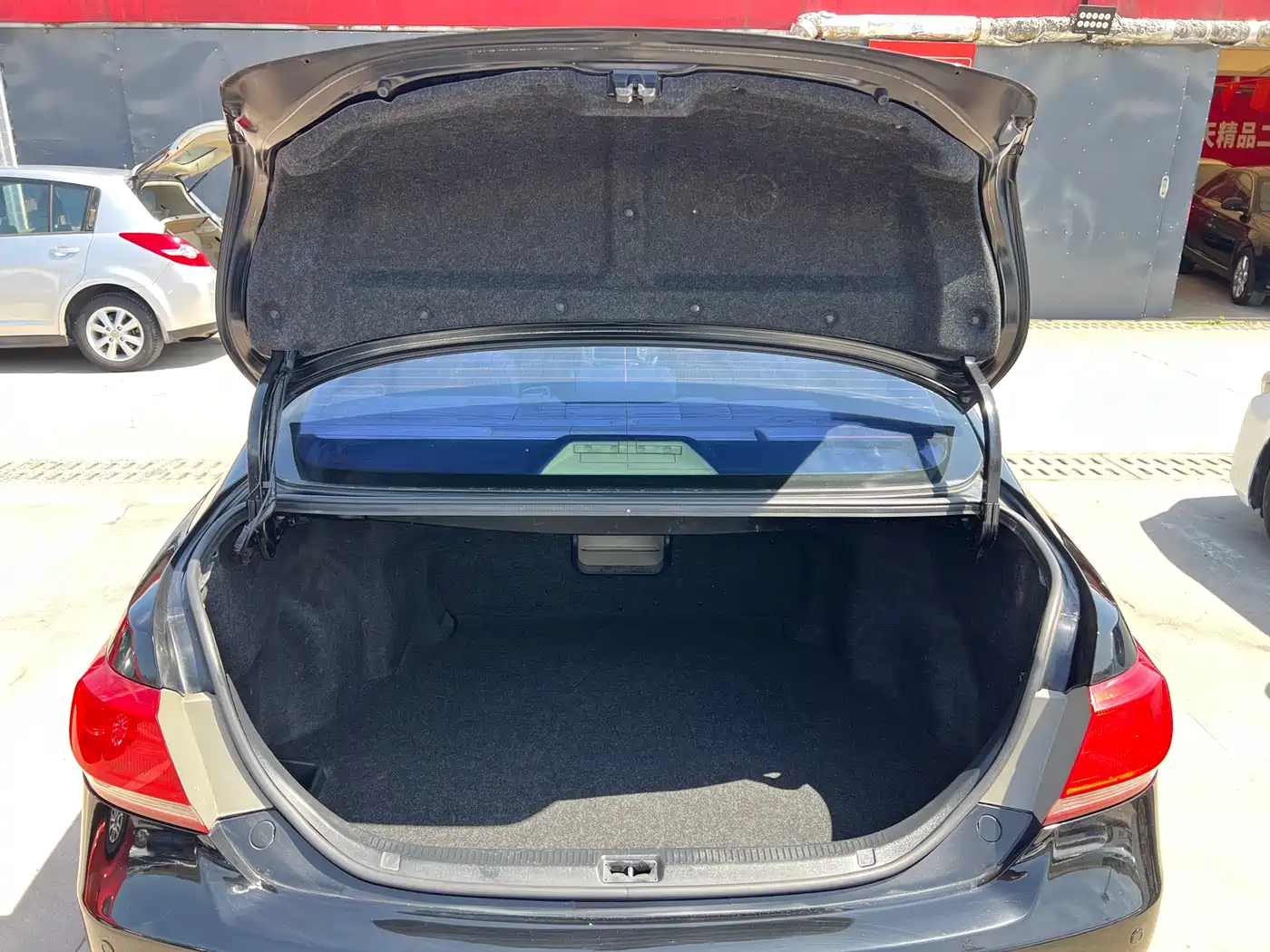 Toyota Camry 2011 240G Luxury Anniversary Edition фото 25