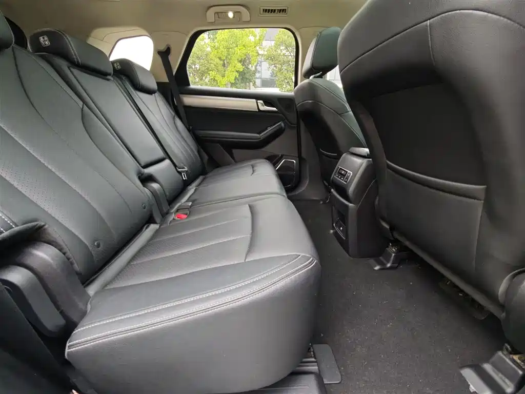 BYD Tang 2018 2.0T Automatic Smart Connection Noble Edition 7-Seater China V фото 5
