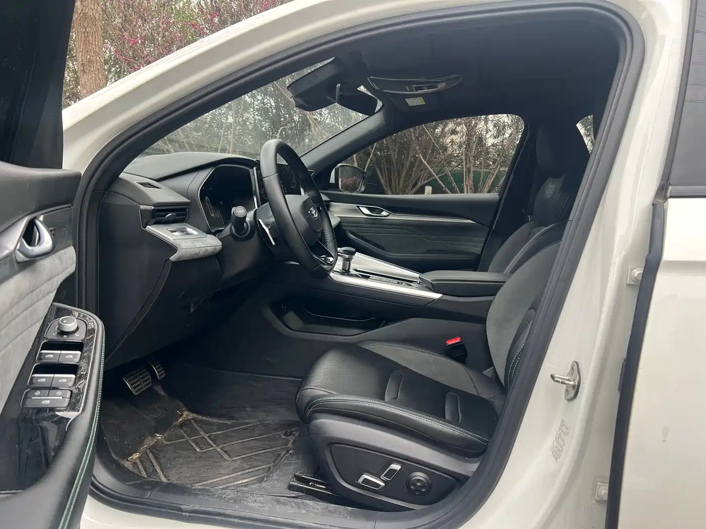 GEELY AUTOMOBILE XINGRUI