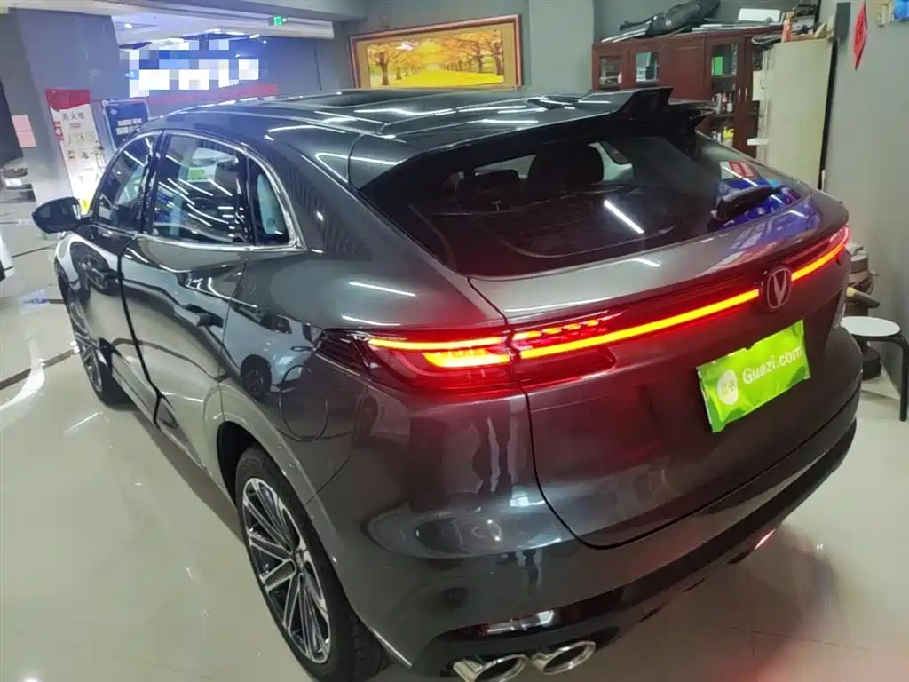 CHANGAN UNI-K