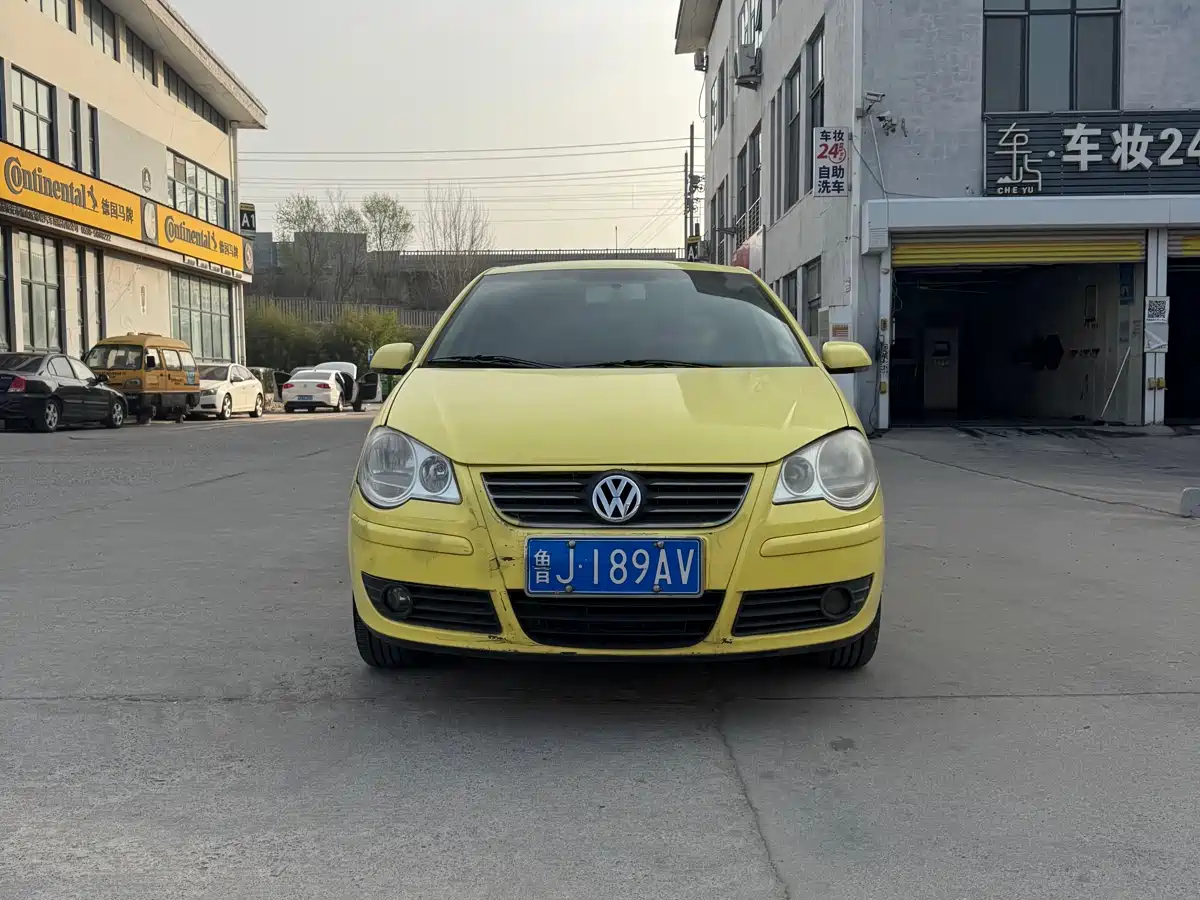 Volkswagen Polo 2009 Jingqing 1.6L Automatic Trend Edition фото 9