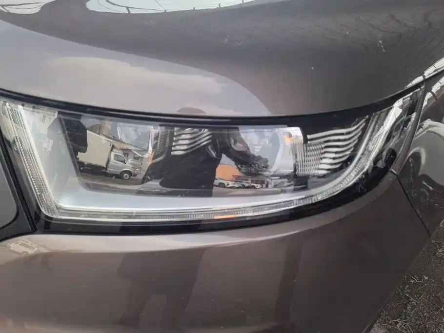 Фото 5 - Ford Edge
