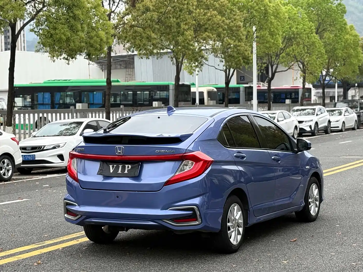 Honda Gienia 2018 2017 1.5L CVT Classic Edition