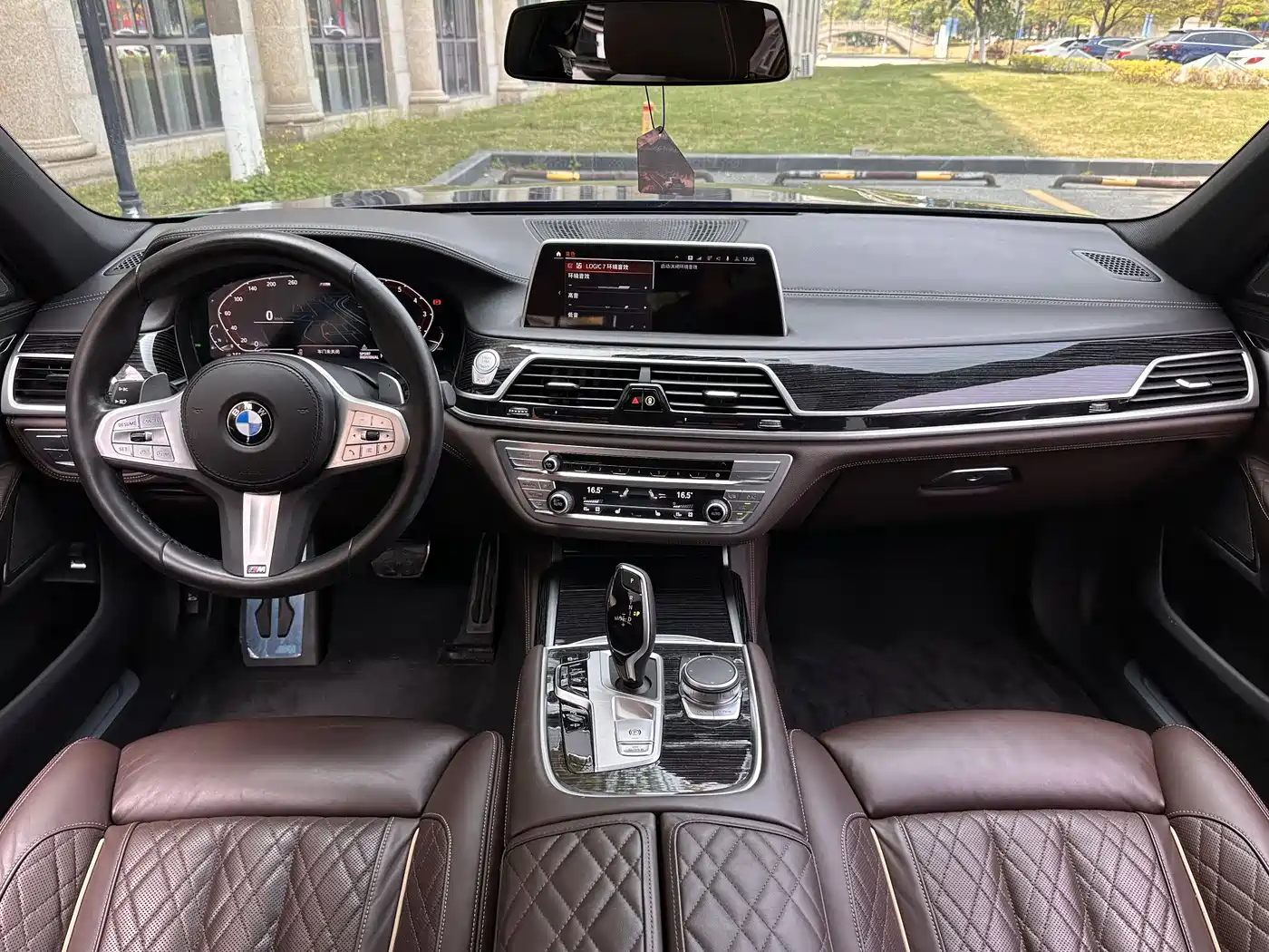 BMW 7 SERIES