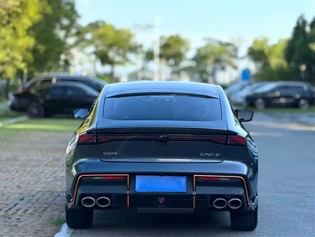 CHANGAN UNI-V