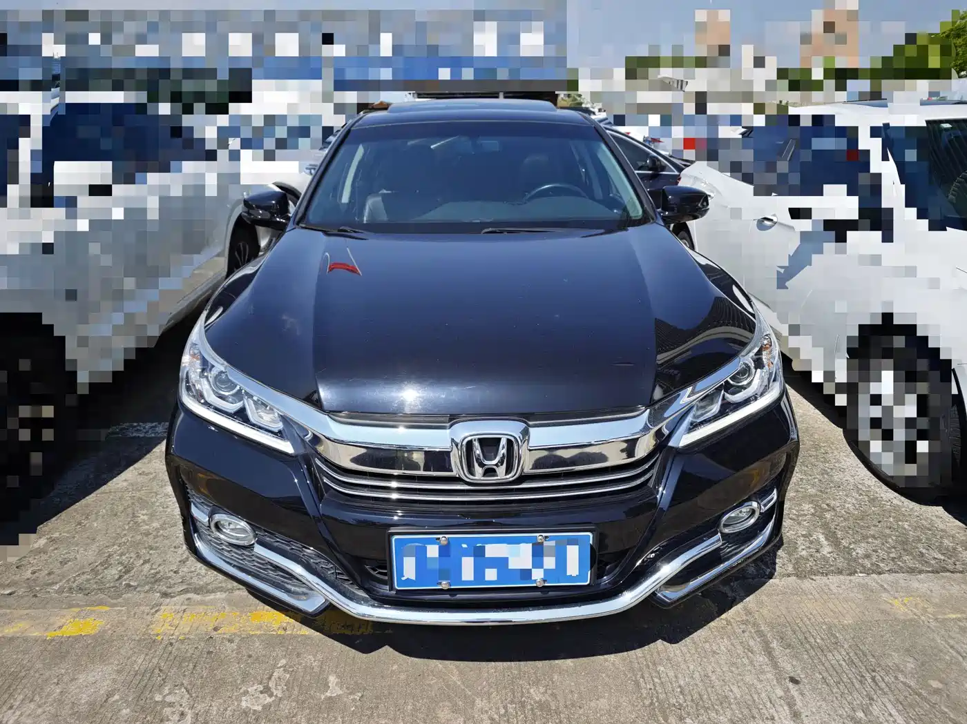 Фото 1 - Honda Accord