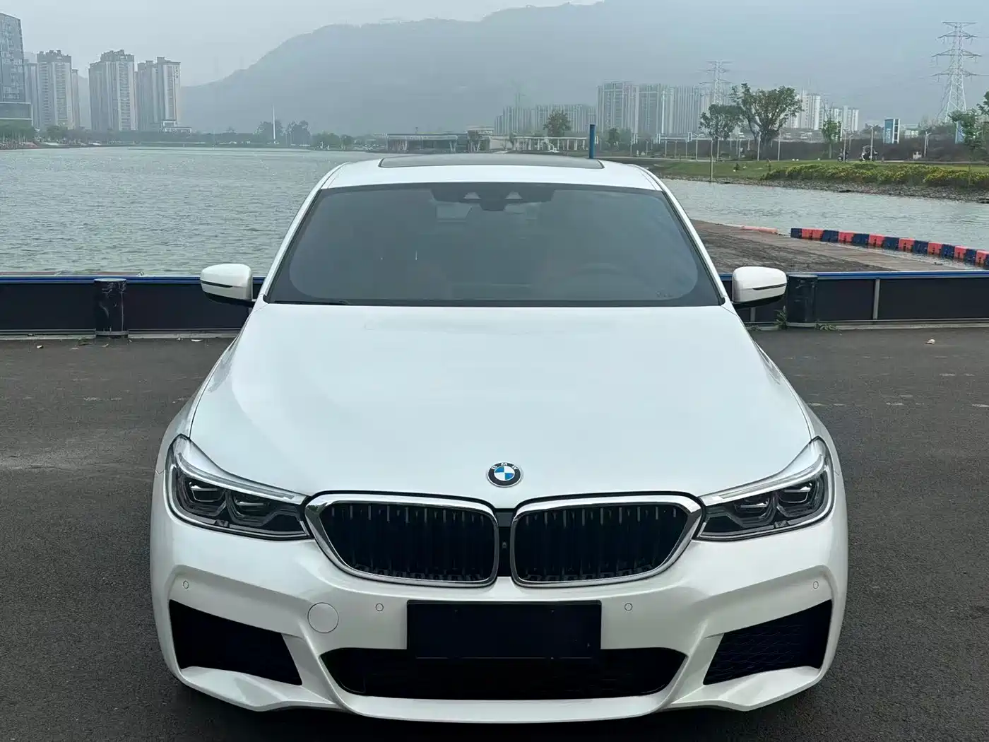 BMW 6 Series GT 2019 630i M Sport Package фото 2