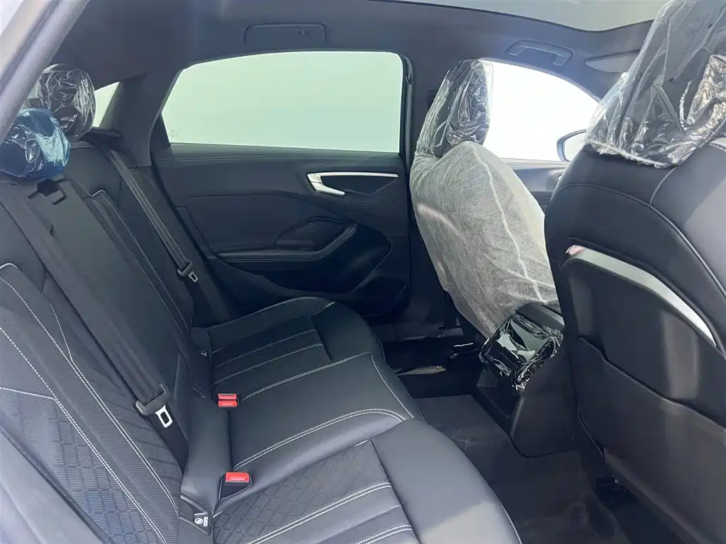 Audi A5L 2026 2.0T Sport Edition фото 8