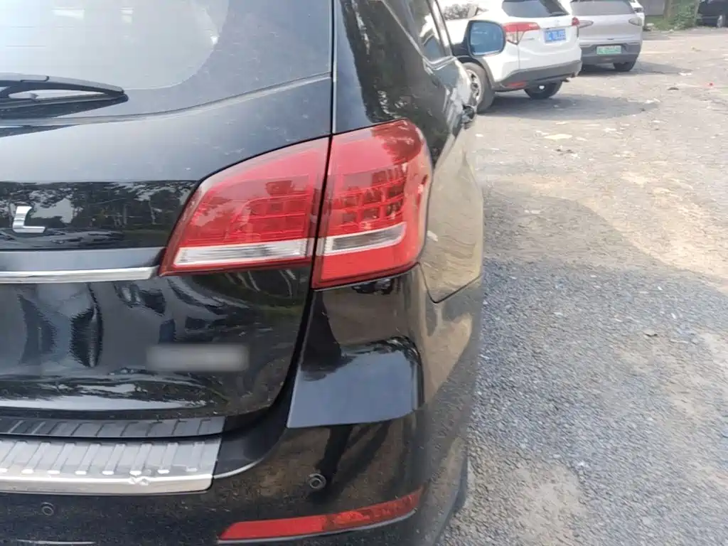 Фото 24 - Haval H2