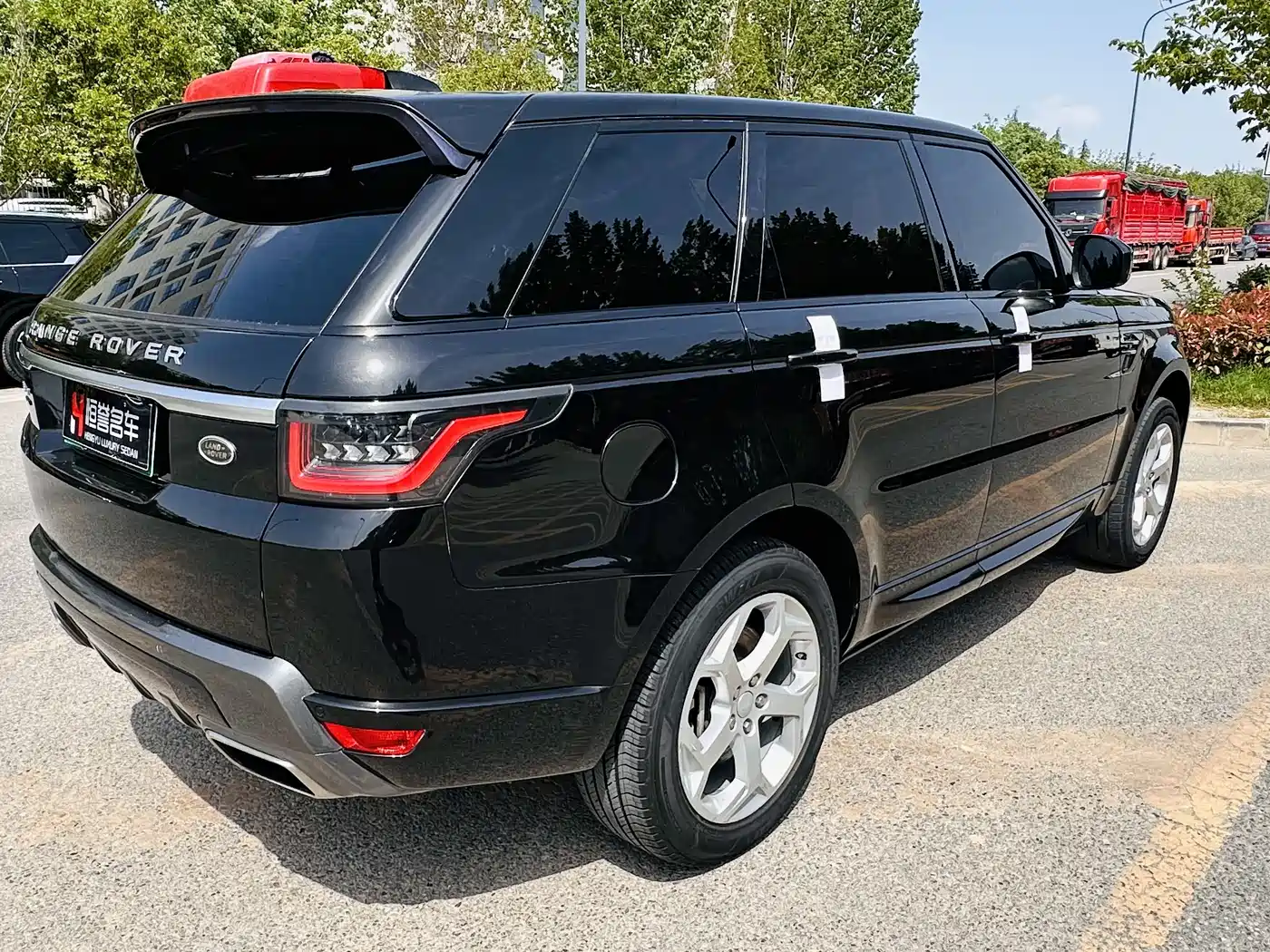 Land Rover Range Rover Sport PHEV 2018 Model P400e фото 18