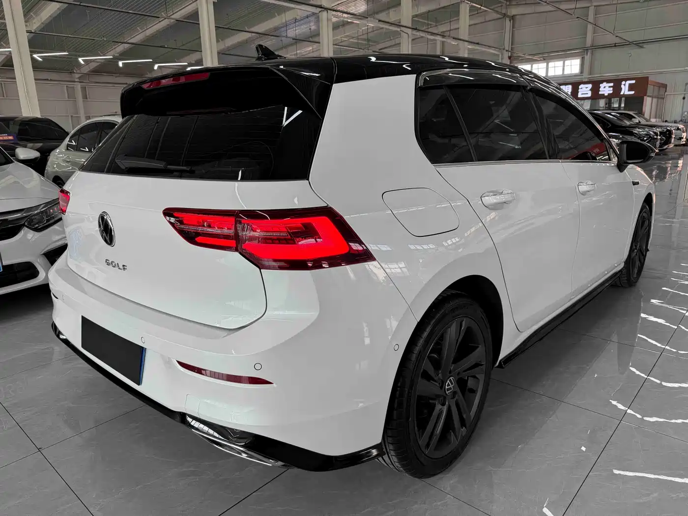 Volkswagen Golf 2021 280TSI DSG R-Line фото 4