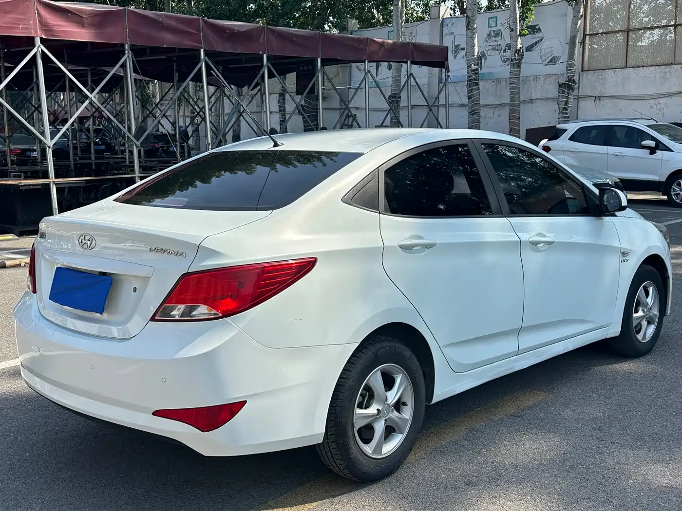 Hyundai Verna 2016 1.4L Manual Smart GLS фото 5