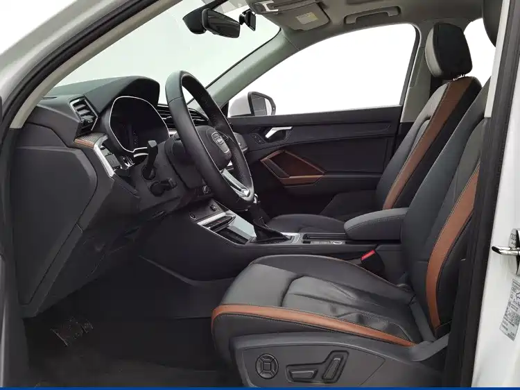 Audi Q3 2021 40 TFSI Fashion Elegance фото 4