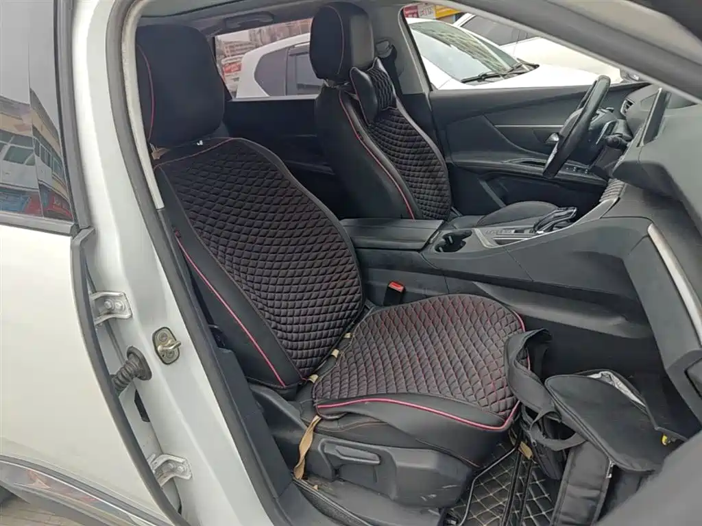 Peugeot 5008 2017 350THP 7-seat Elite Edition фото 25