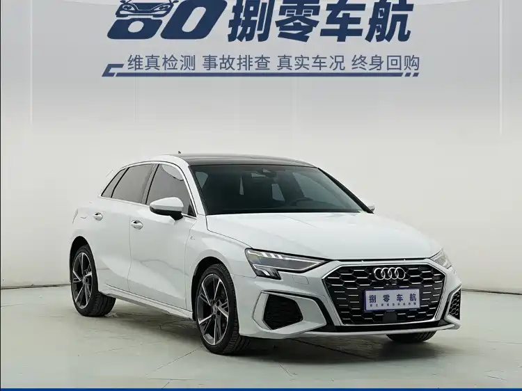 Audi A3 2024 Model Sportback 35 TFSI Fashion Sport фото 3