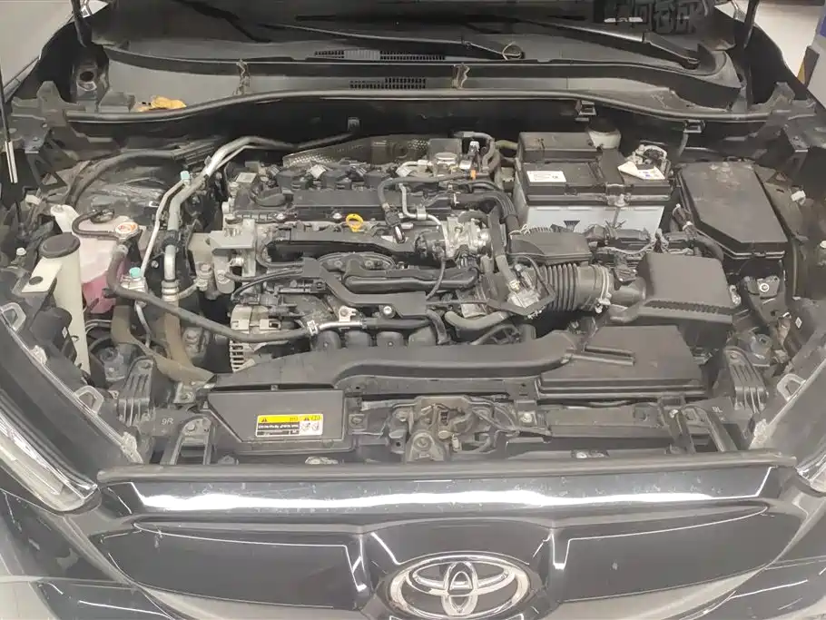 Toyota Frontlander 2023 2.0L CVT Elite Edition фото 10