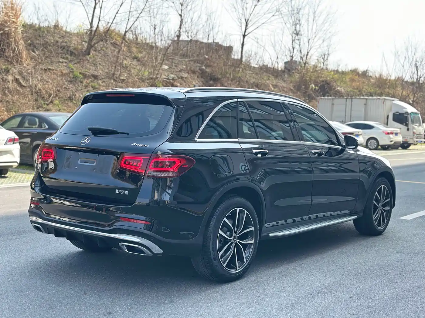 MERCEDES-BENZ GLC