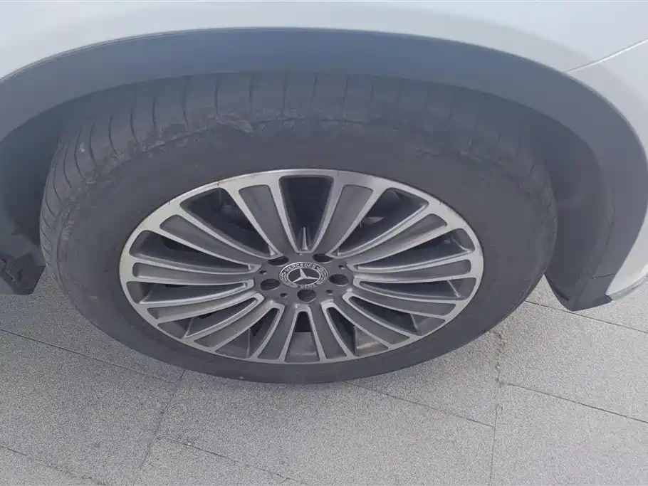 Mercedes-Benz GLC 2017 GLC 260 4MATIC Dynamic фото 6