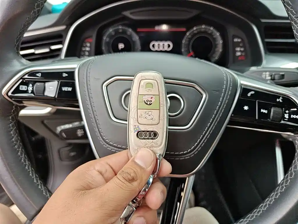 Audi A6L 2023 45 TFSI Premium Selection Dynamic фото 9