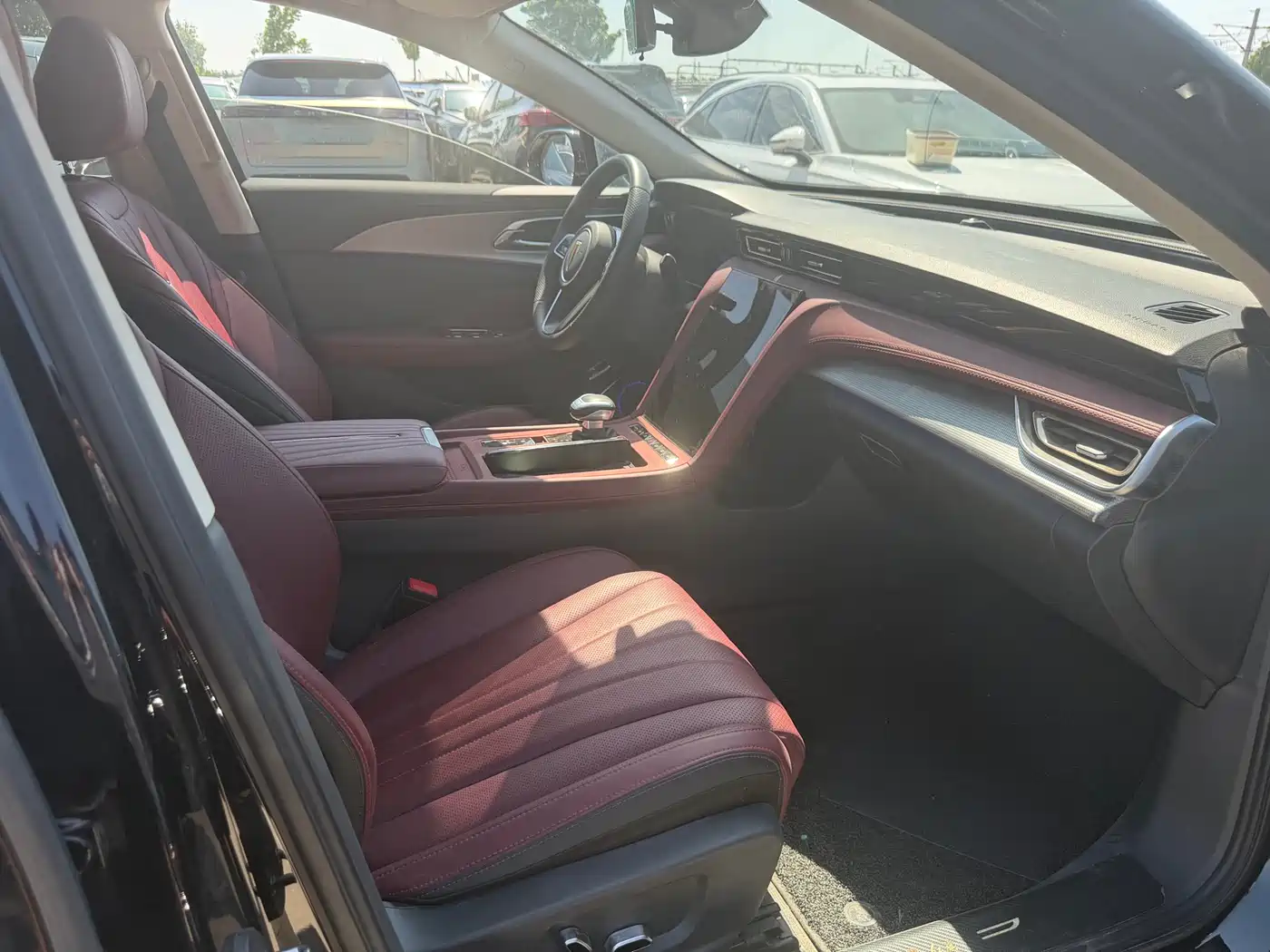 Hongqi H5 2023 1.5T DCT Smart Connect Joy Edition фото 13