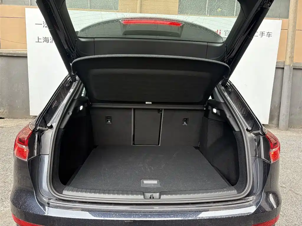 Audi Q4 e-tron 2024 40 e-tron Creation Edition фото 6