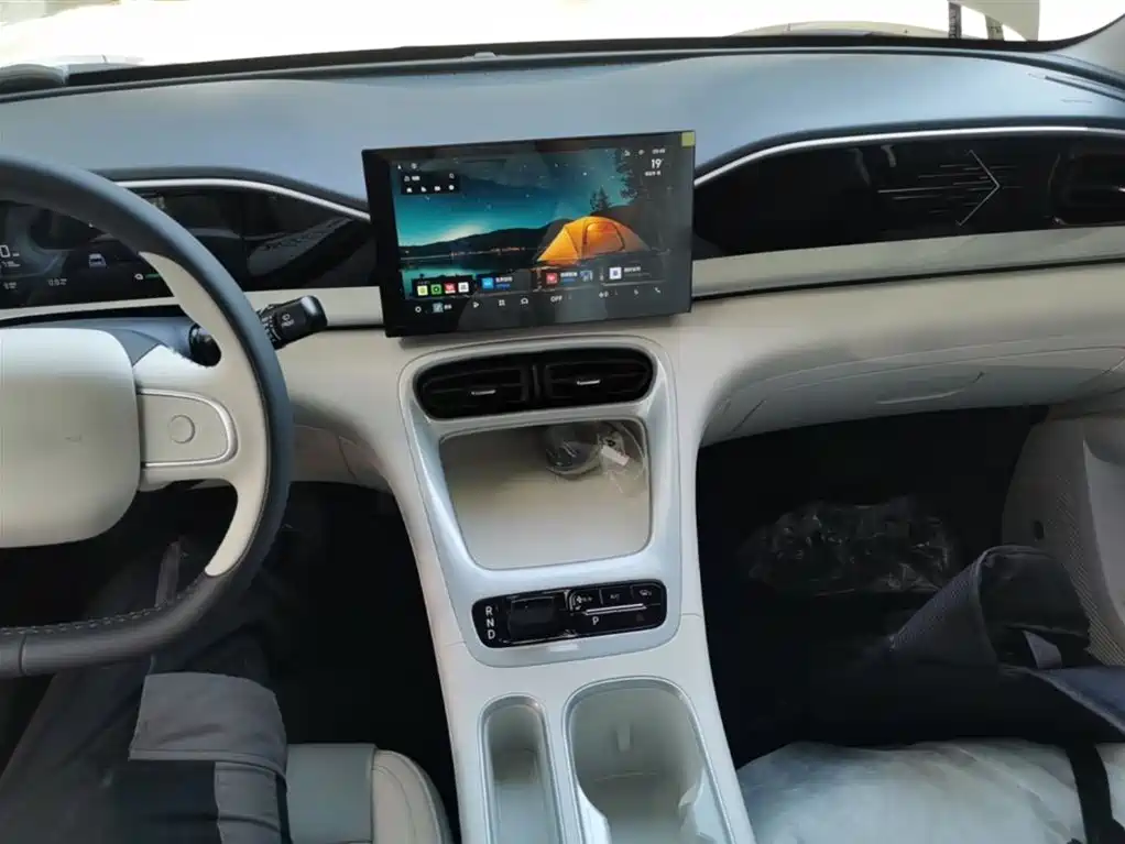 Geely Galaxy Starry Wish 2026 Edition 310km Youth Version фото 10