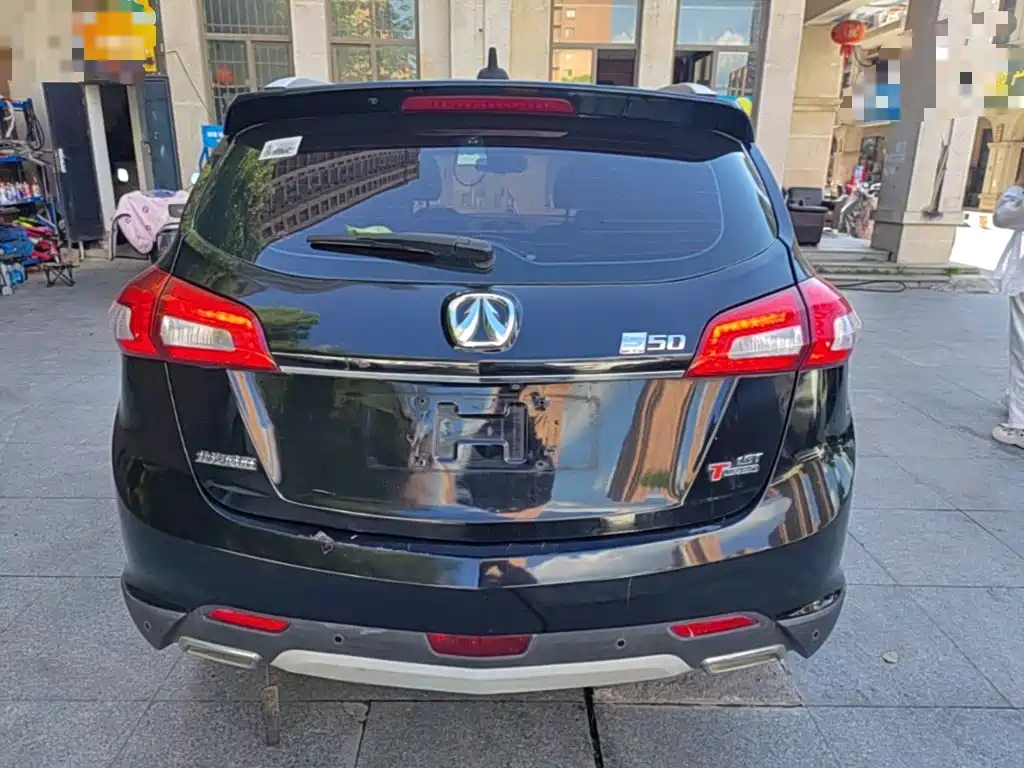 BAIC Weiwang S50 2016 2016 1.5T Manual Music Premium