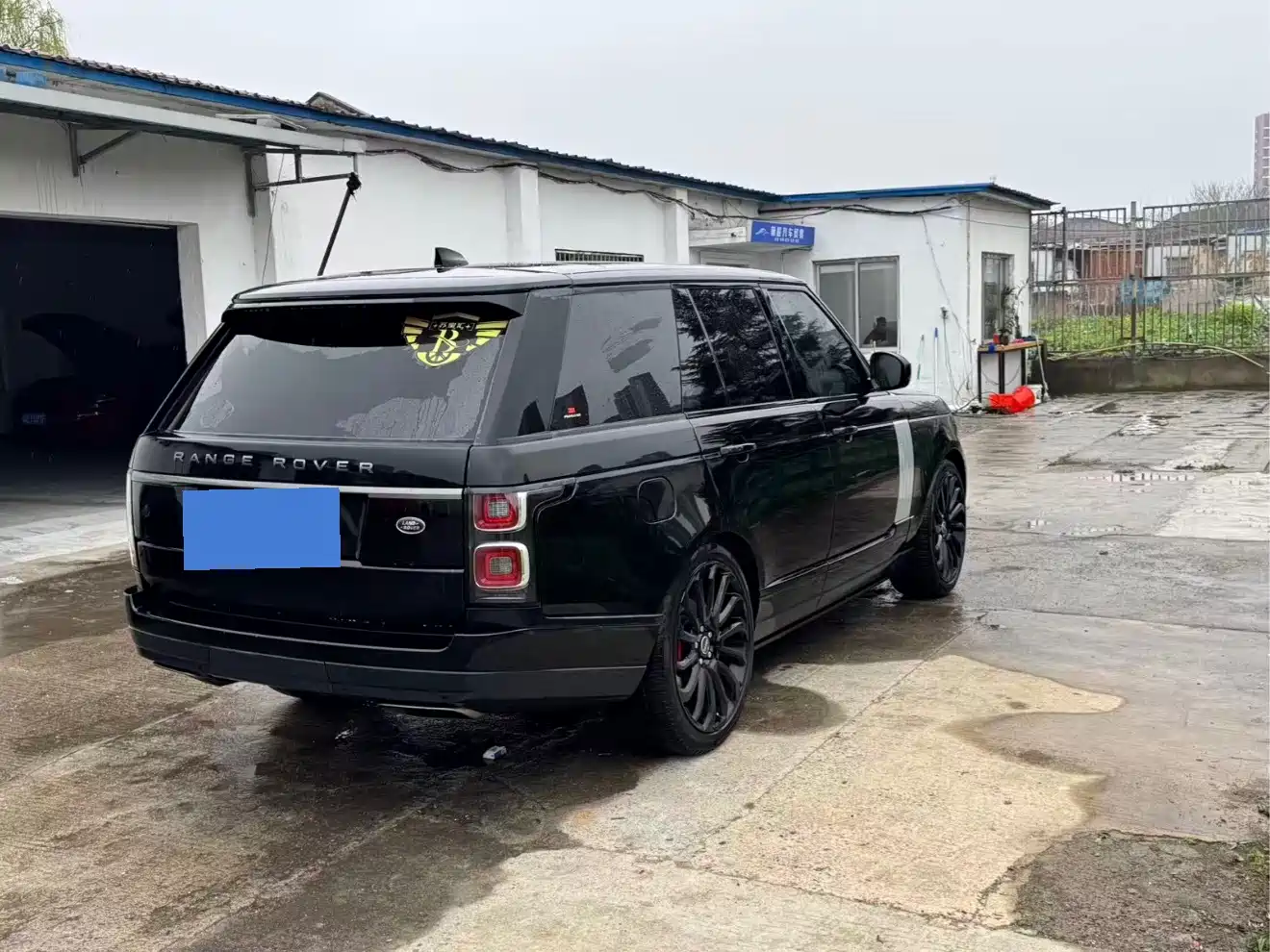 LAND ROVER RANGE ROVER