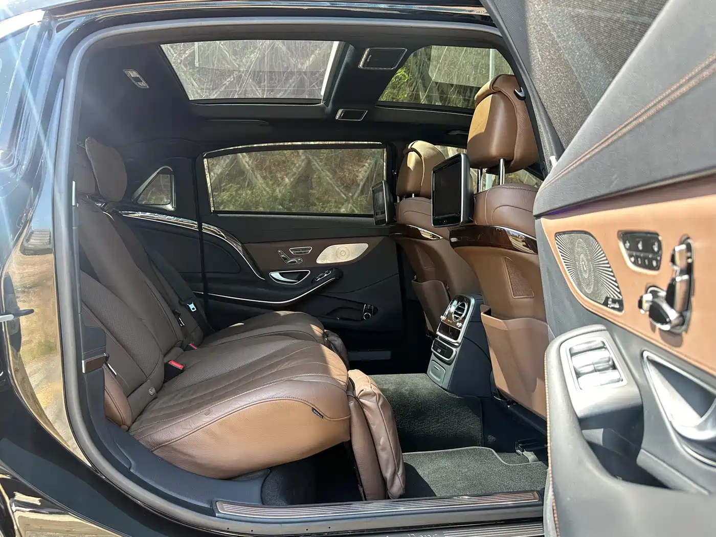 Mercedes-Benz Maybach S-Class 2015 S 400 4MATIC фото 18