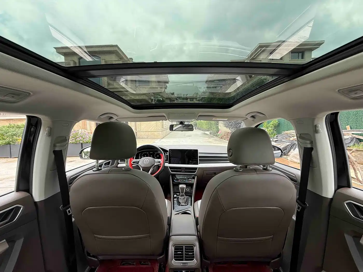 Фото 5 - Volkswagen Tiguan L