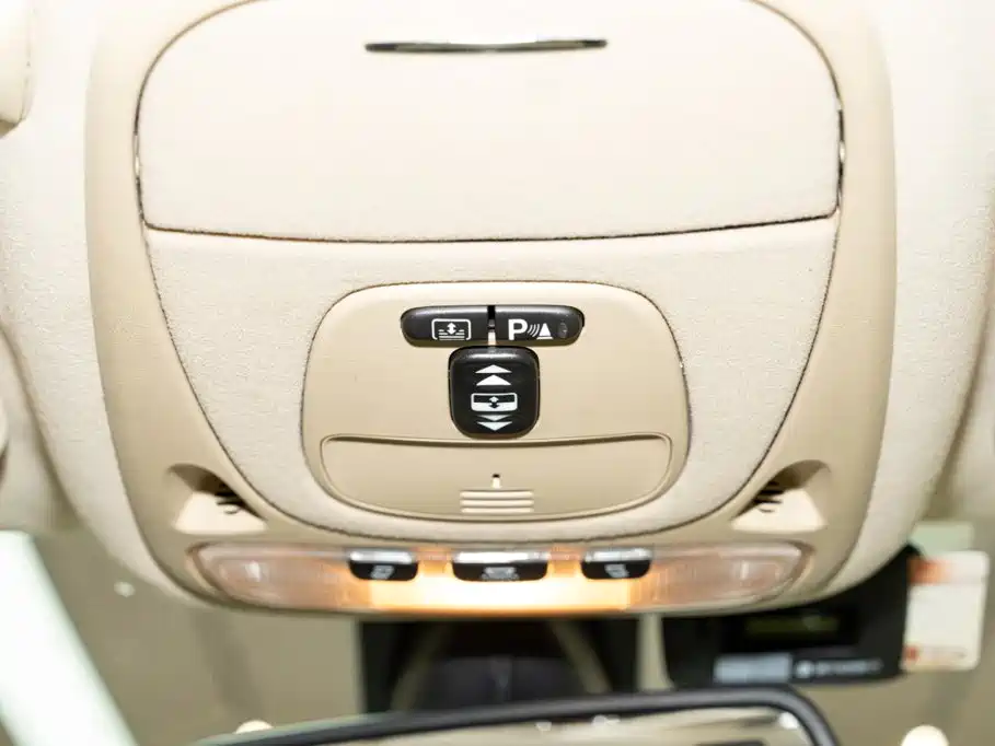 Jaguar XJ 2006 2005 Model XJ6L 3.0