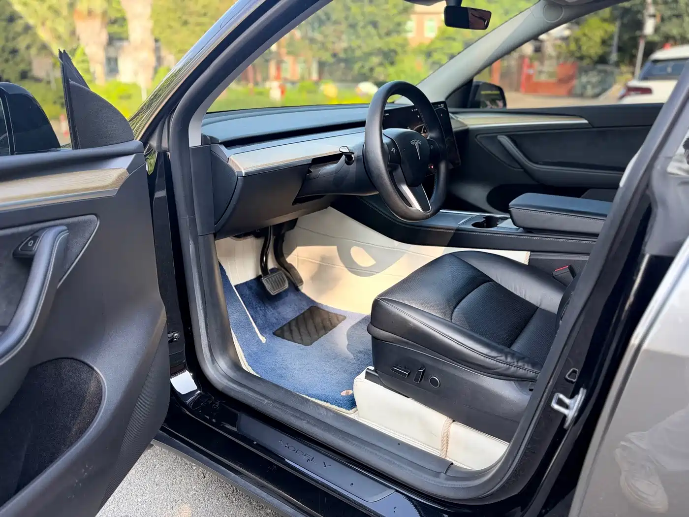 Фото 4 - Tesla Model Y