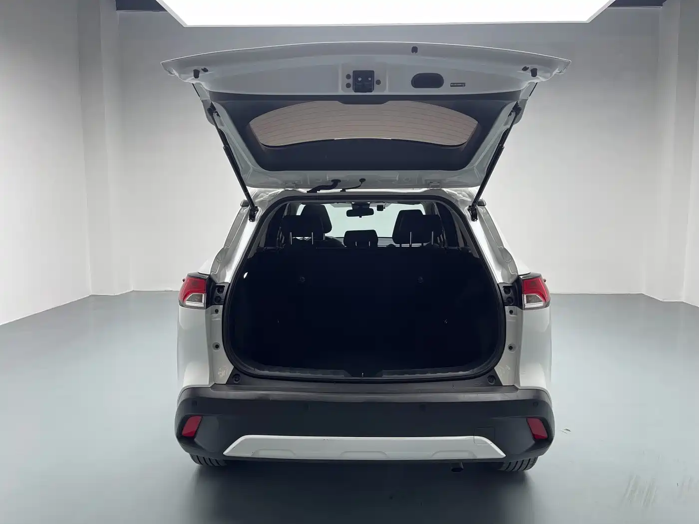 Toyota Corolla Cross 2023 2.0L Elite Edition фото 14
