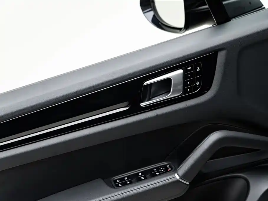 Porsche Cayenne 2019 Cayenne 3.0T фото 15