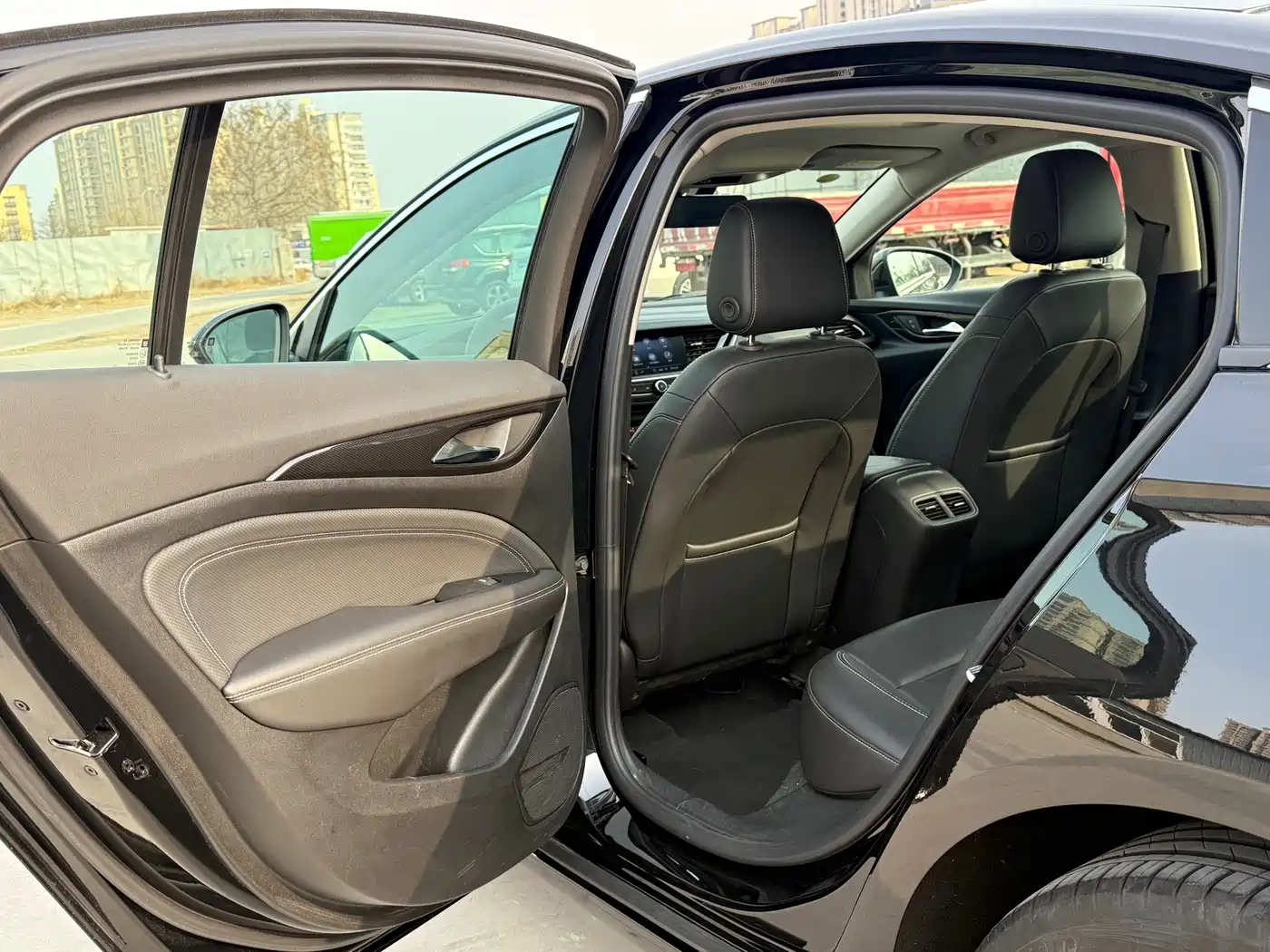 Buick Regal 2024 25T Ultra Comfort Edition фото 19