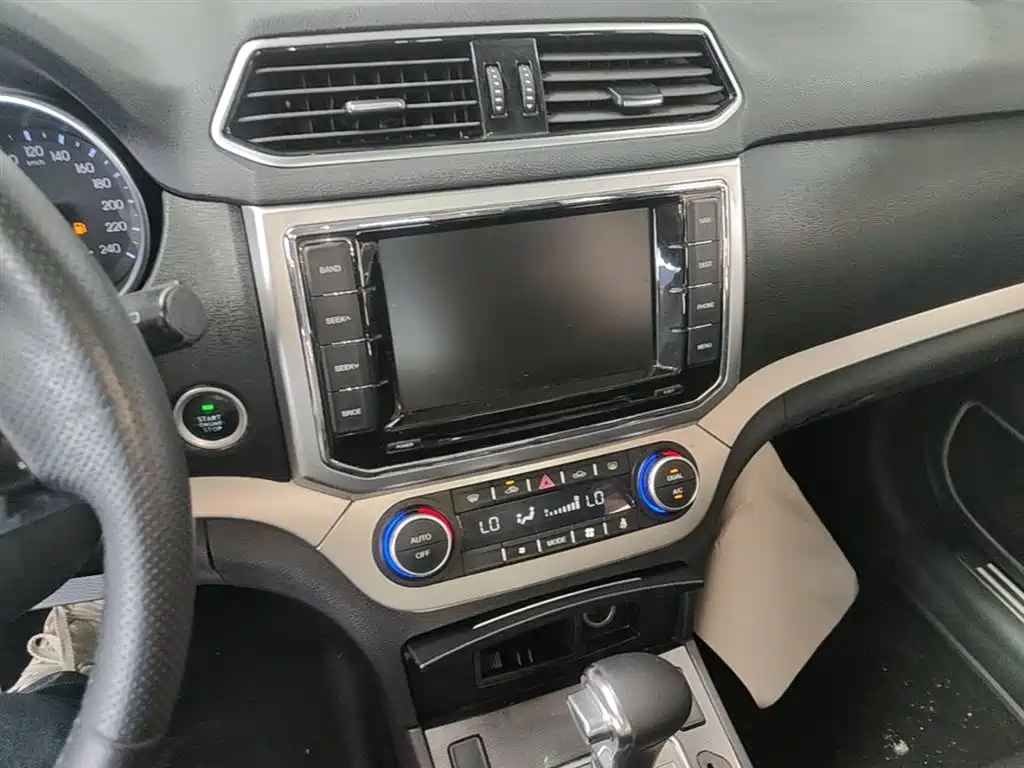 Haval H6 Coupe 2016 Blue Label 1.5T Automatic 2WD Urban фото 13
