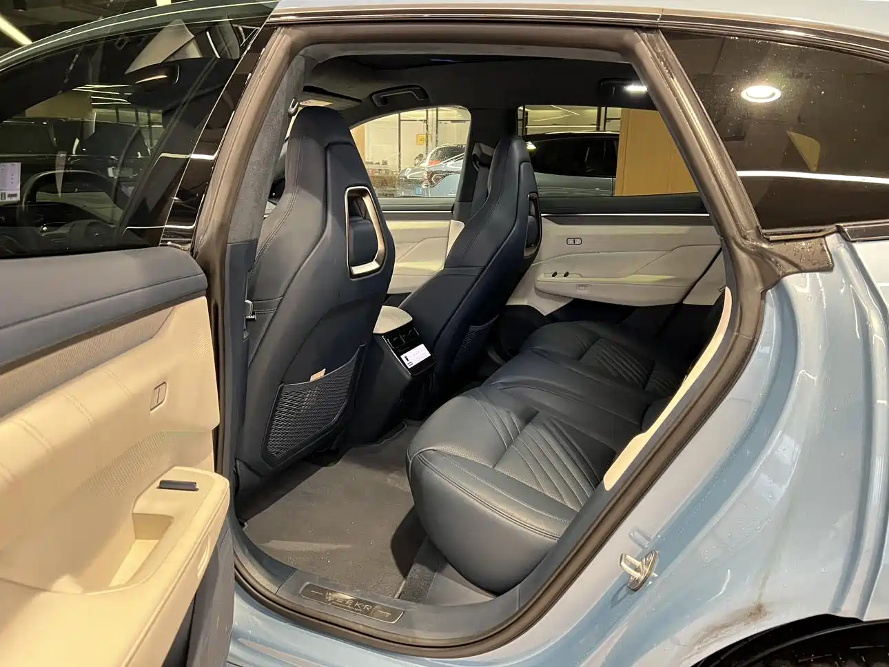 ZEEKR EXTREME KRYPTON 001