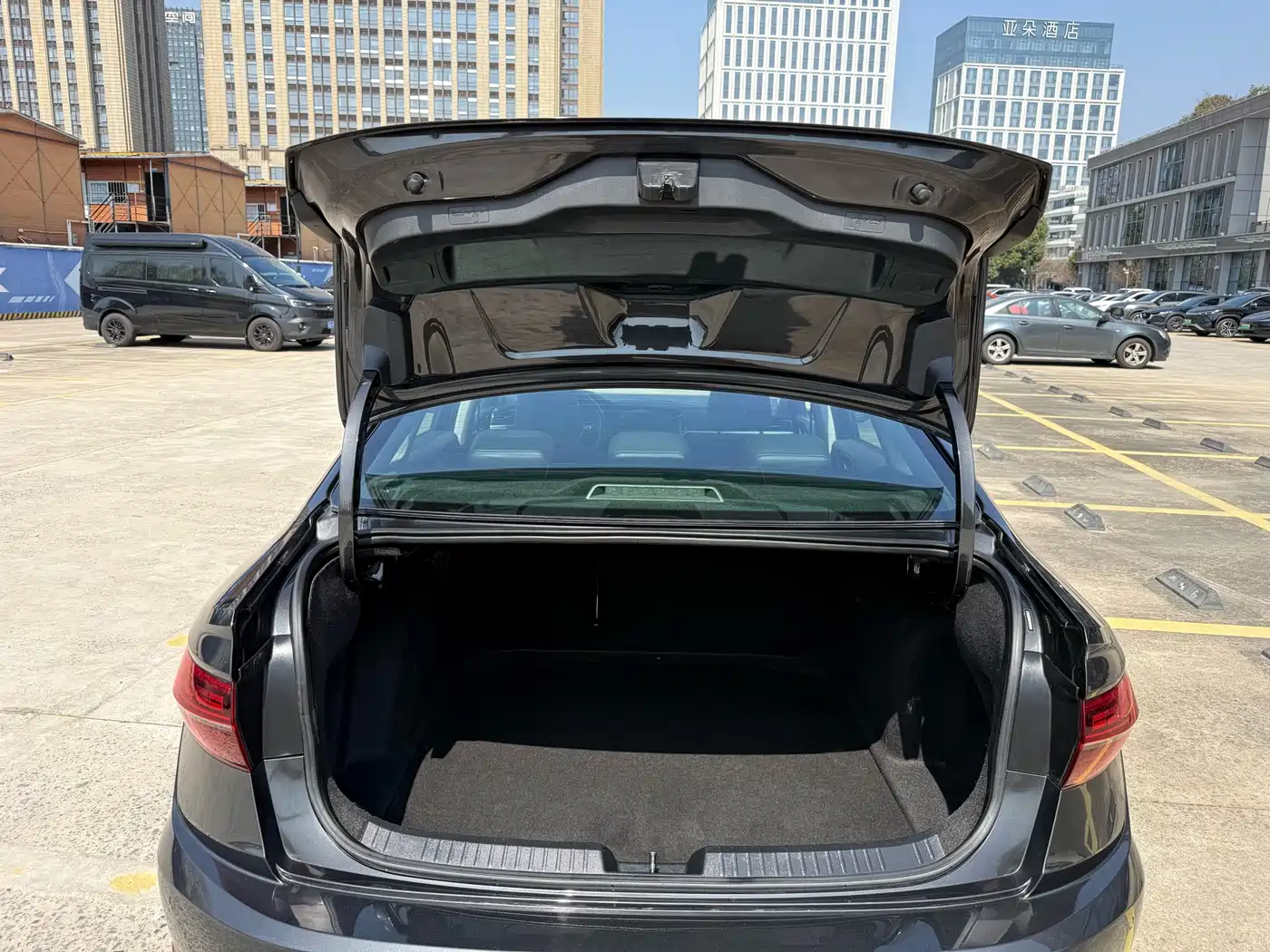 Volkswagen Sagitar 2019 280TSI DSG Comfort Edition China VI фото 18