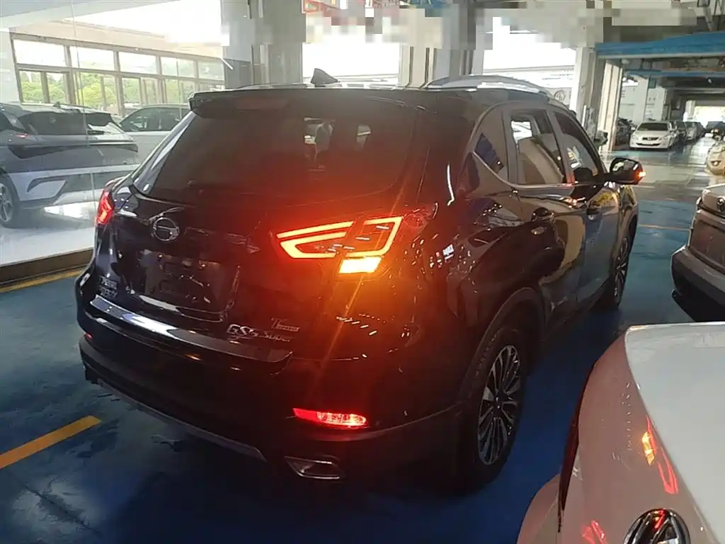 GAC Trumpchi Trumpchi GS5 Super 2015 1.8T Automatic 2WD Luxury Edition фото 7