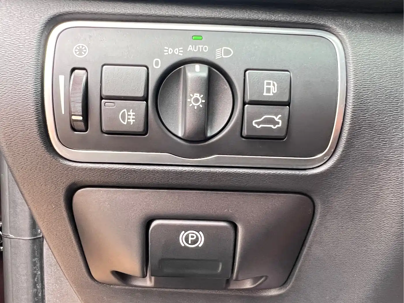 Фото 15 - Volvo XC60