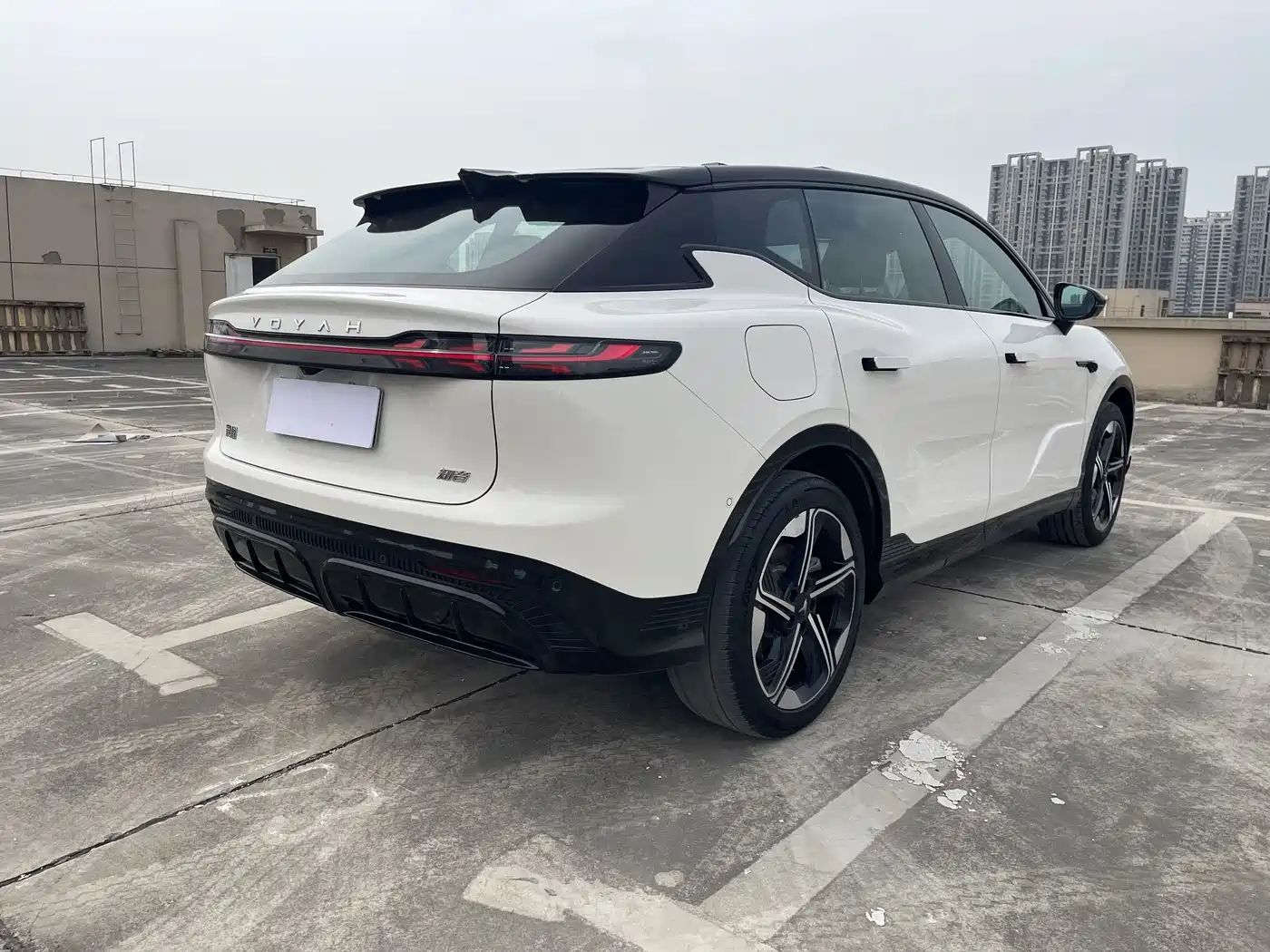 Voyah Auto Voyah Zhiyin 2024 Long Range Super Charging Edition фото 8