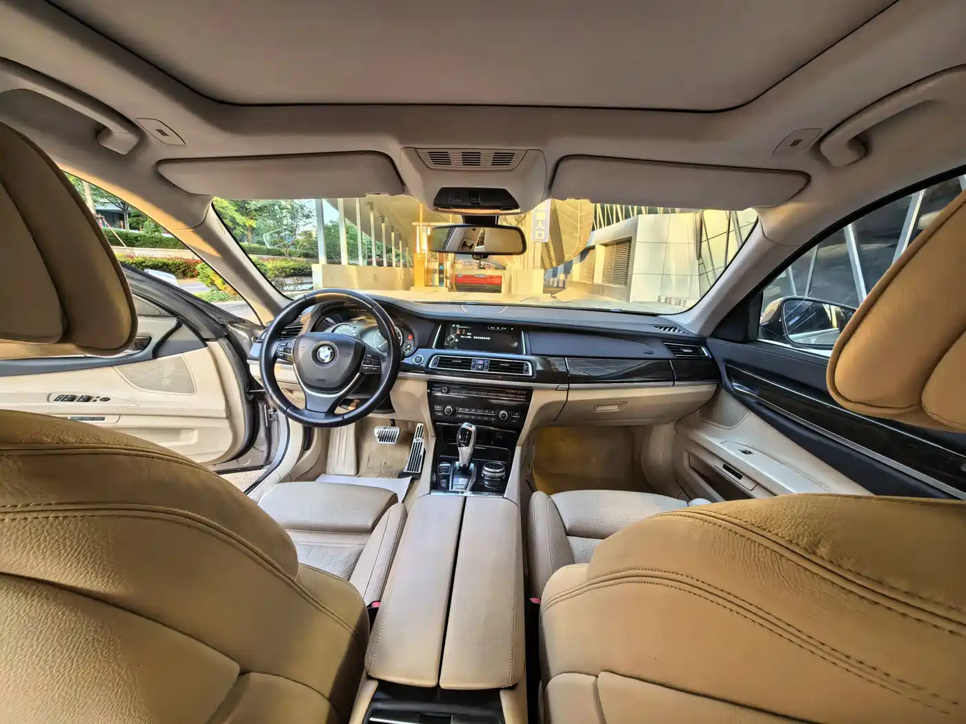 BMW 7 Series 2013 Model 730Li Luxury фото 15