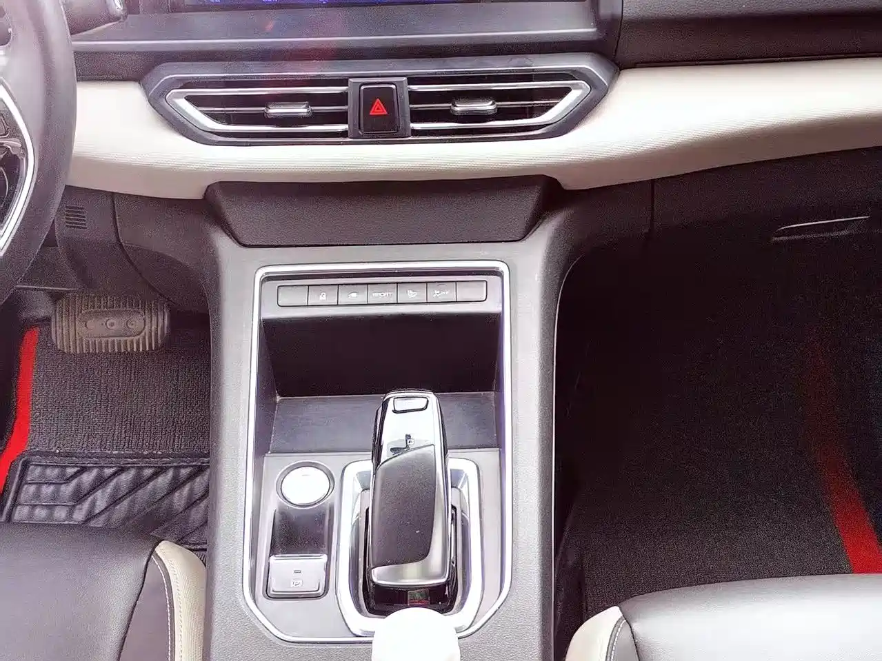 Dongfeng Aeolus Dongfeng Fengshen E70 2022 2022 500 Ultra Edition