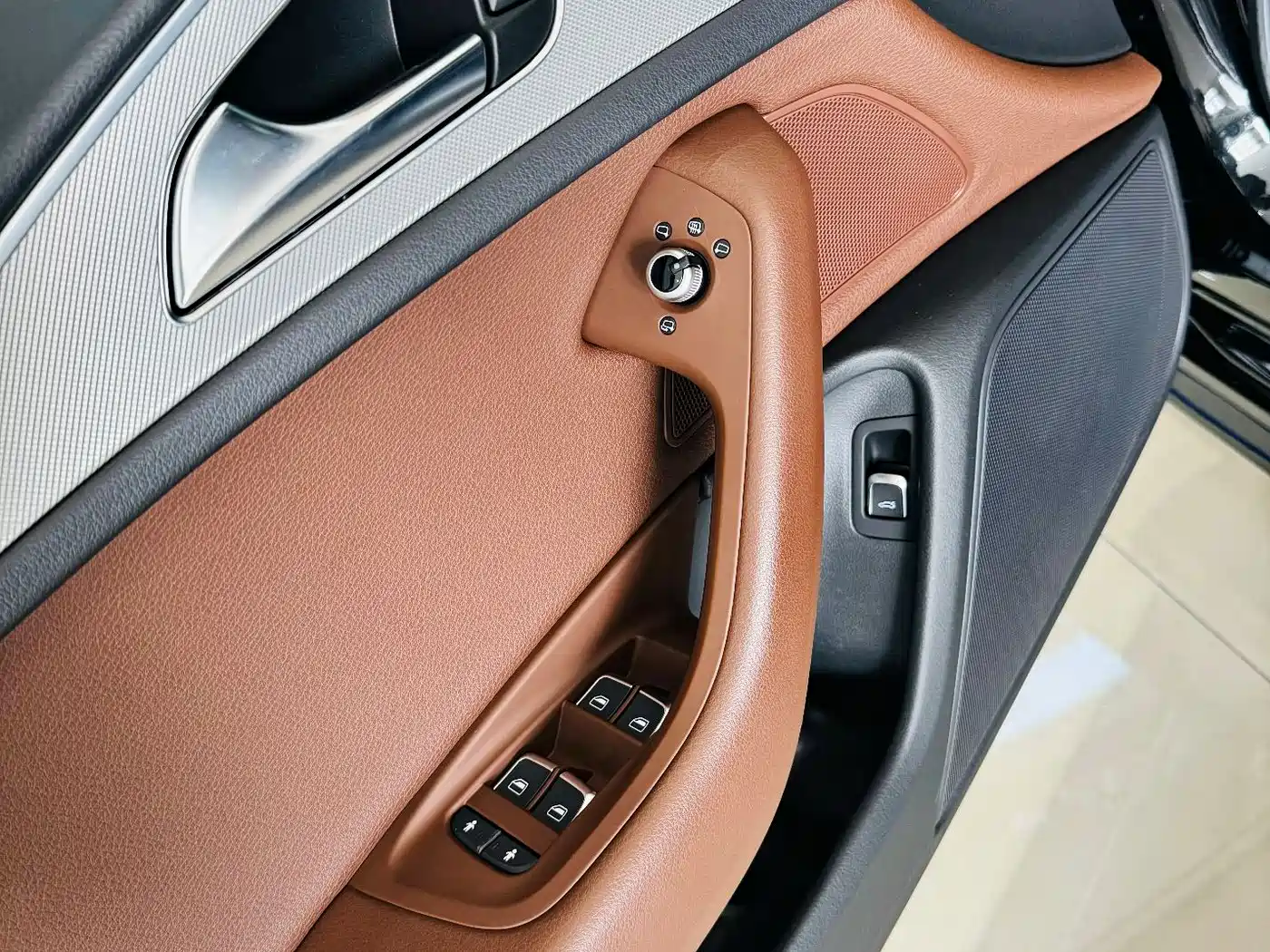 Audi A6L 2018 30th Anniversary 35 TFSI Fashion фото 20