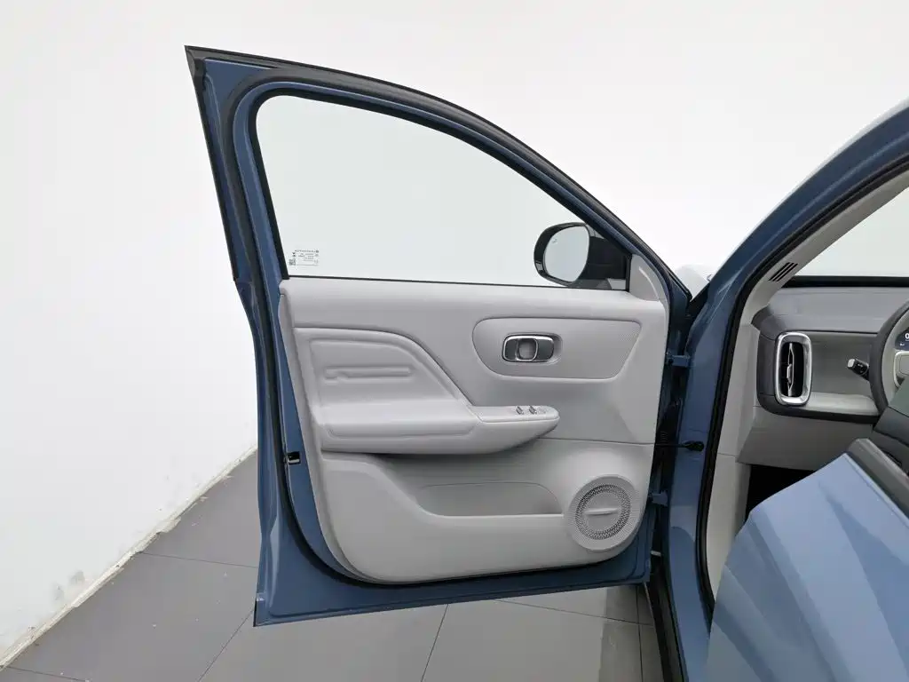 صورة 8 - Leapmotor B10