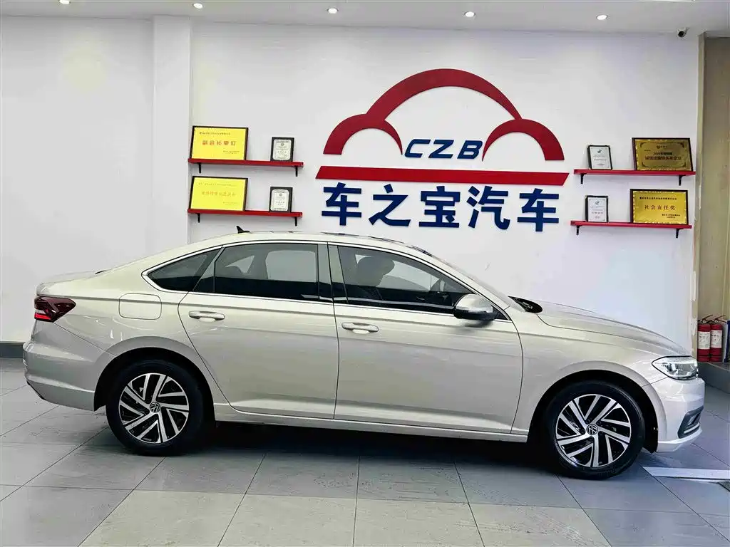 Volkswagen Lavida 2022 1.5L Auto Vision Edition фото 8