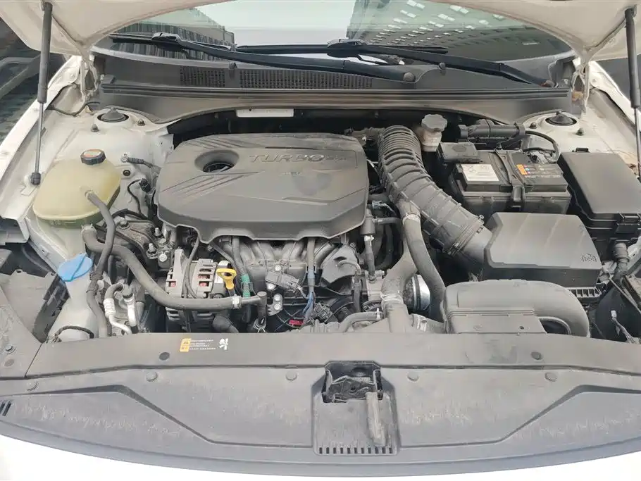 Hyundai Fista 2019 280TGDi Sport Edition China VI фото 10