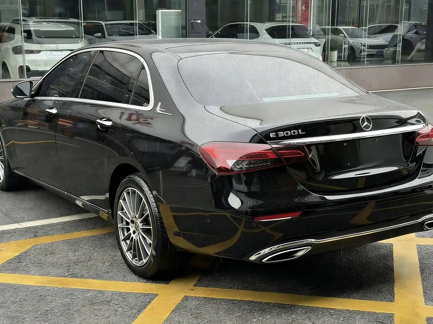 Mercedes-Benz E-Class 2023 E 260 L фото 7