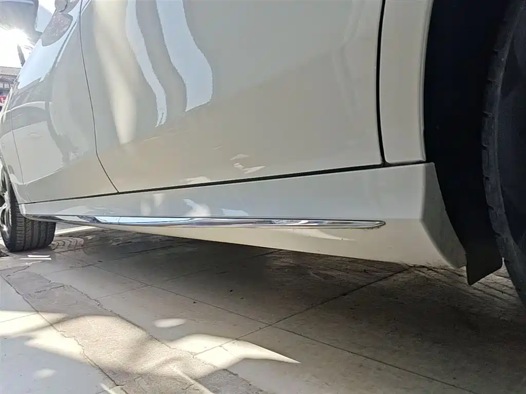 Mercedes-Benz E-Class 2017 E 200 L Sport 4MATIC фото 22