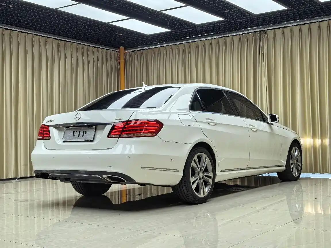 Mercedes-Benz E-Class 2015 E 180 L фото 20